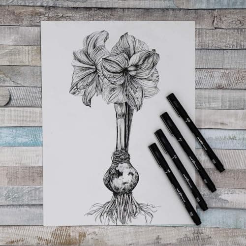 Uni Pin Fineliner Zeichenstift - Schmale Linien bis breite Striche -Ideal für Künstler -Suitable for Malerei und Zeichnu